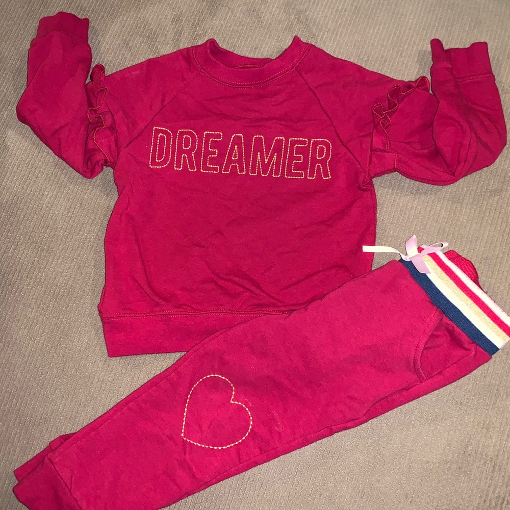 Girls ‘Dreamer’ Red Sweats Outfit – 2T